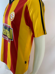 retro 99 00 Galatasaray home jersey