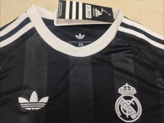 2025/26 Real Madrid Goalkeeper Kids Jersey