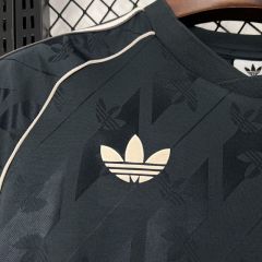 2024/25 Real Madrid Retro Special Edition