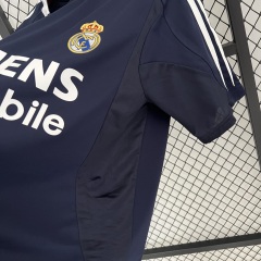 2004/05 Real Madrid Retro Jersey Away
