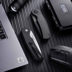 Pro-Tech Magic II AUTO Folding Knife 3.94" 154CM DLC Plain Blade, Black Aluminum+Carbon Fiber Handles