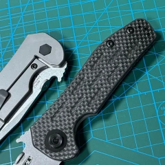 ZT 0620 Knife Flipper 3.62" CTS-204P Blade, Carbon Fiber Handles