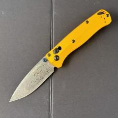 BM 533SL-10 Knives Bugout AXIS Folding Knife 2.76" Damascus Satin Plain Blade, Aluminum Handles
