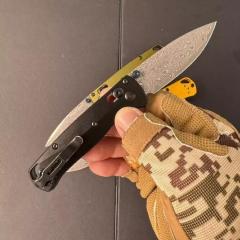 BM 533SL-10 Knives Bugout AXIS Folding Knife 2.76" Damascus Satin Plain Blade, Aluminum Handles