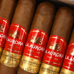 La Aurora Excepcionales Robusto 狮子王 卓越 罗布图 25支/盒
