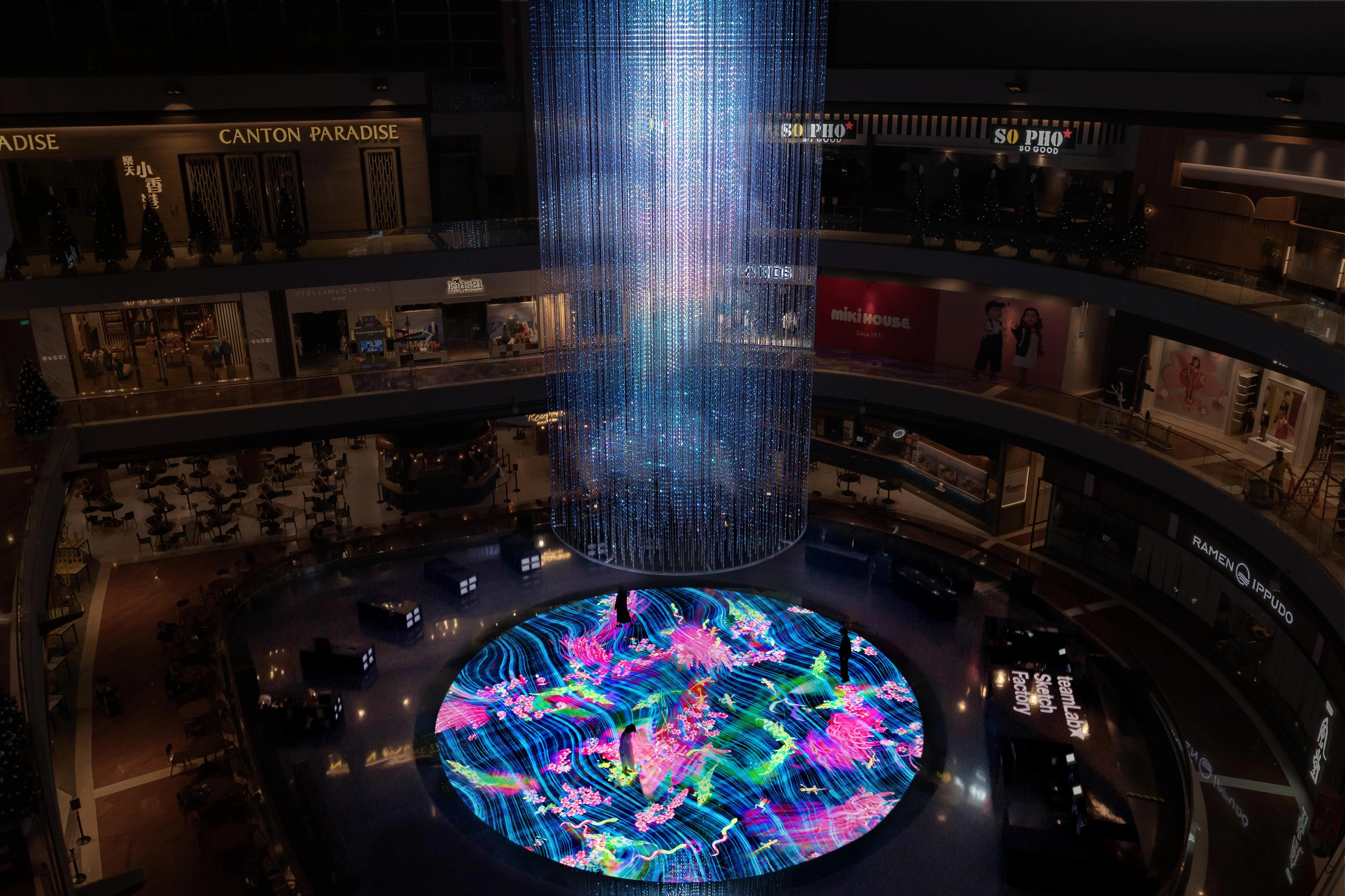 3D Volumetric display and lighting installation