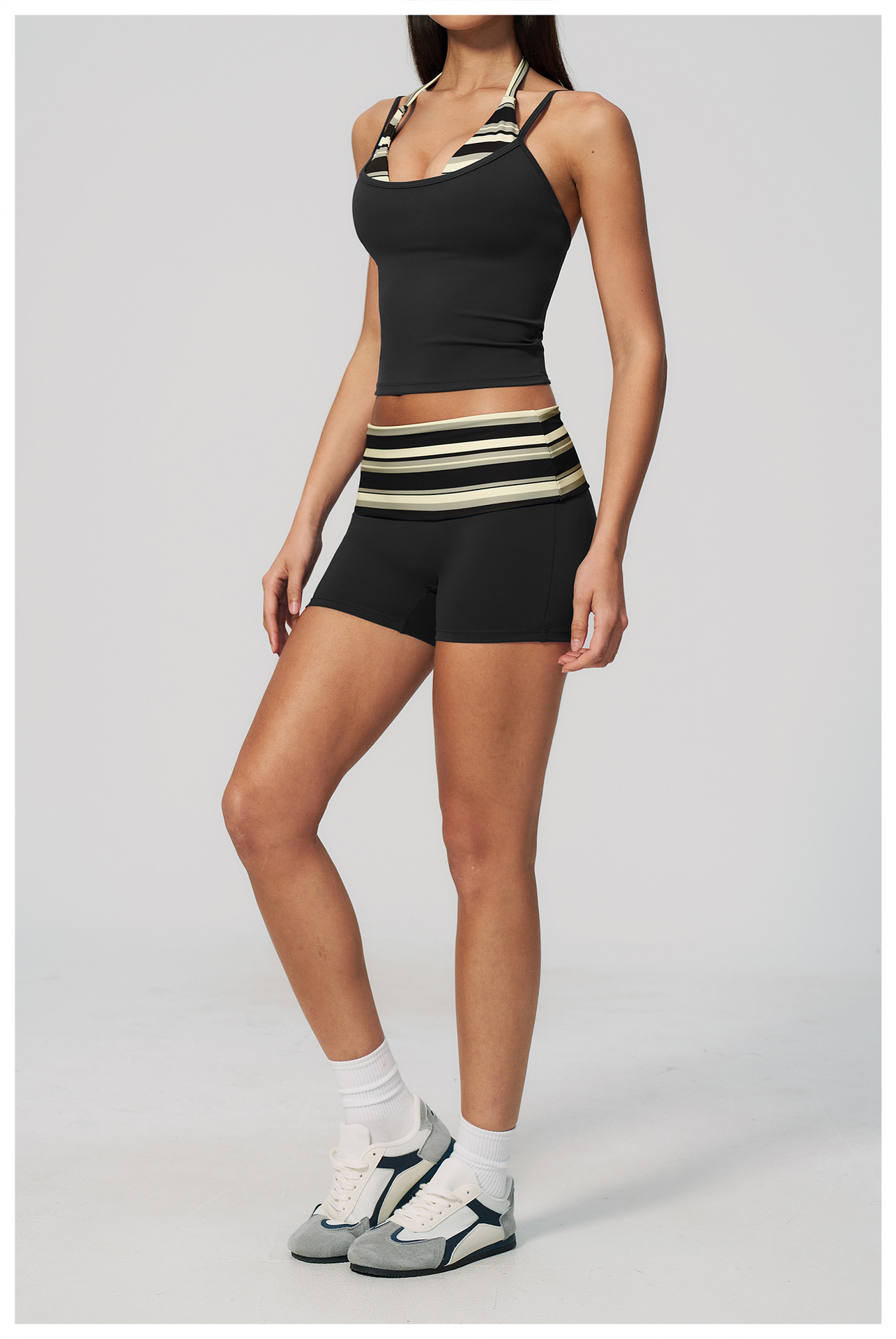 Black stripes (16).jpg