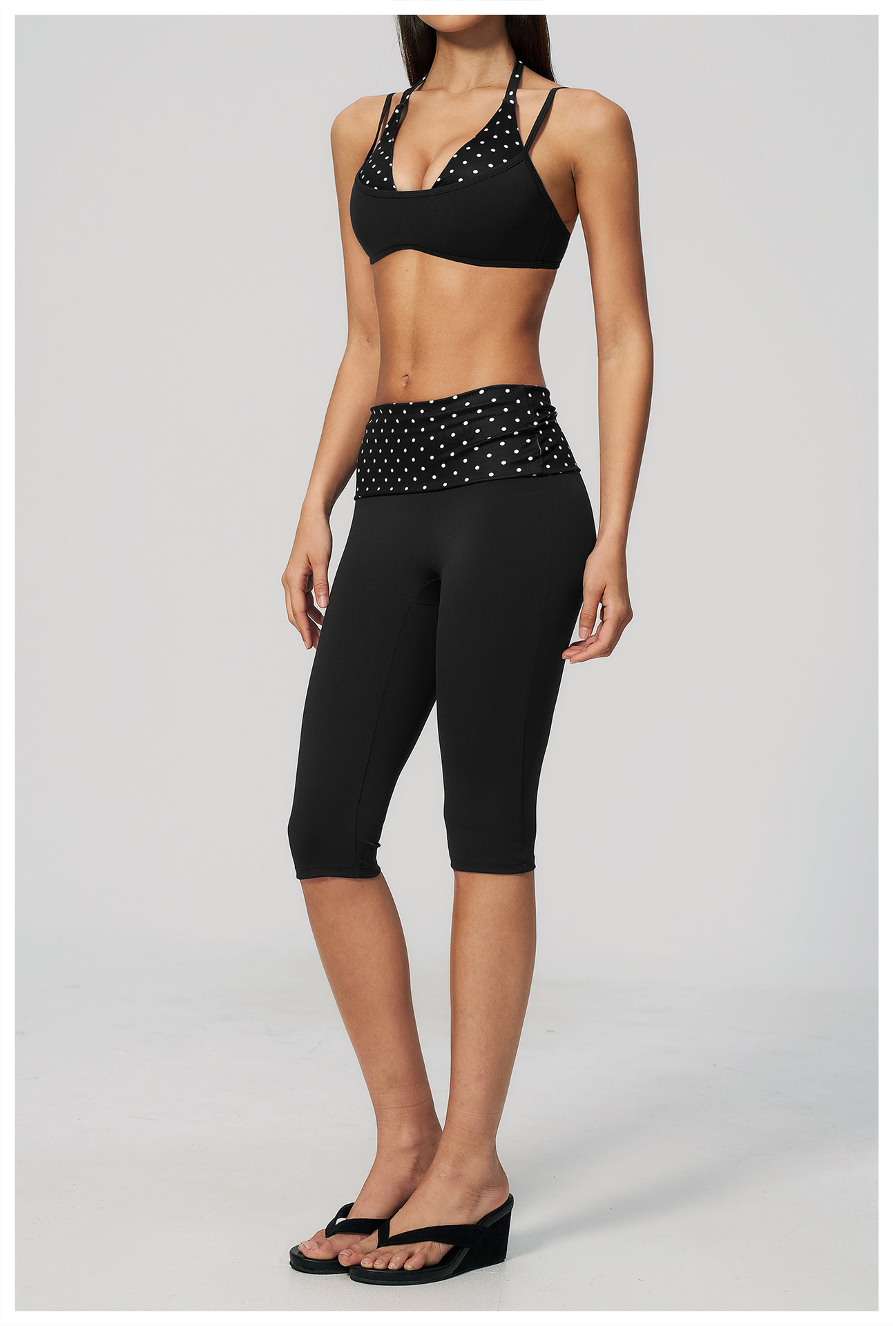 Black and white polka dots (25).jpg