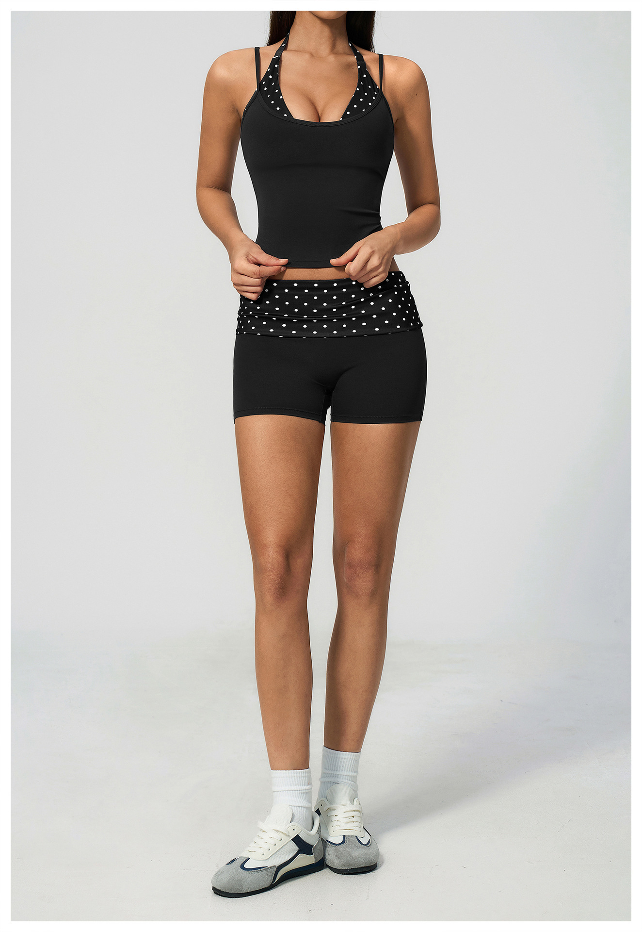 Black and white polka dots (8).jpg