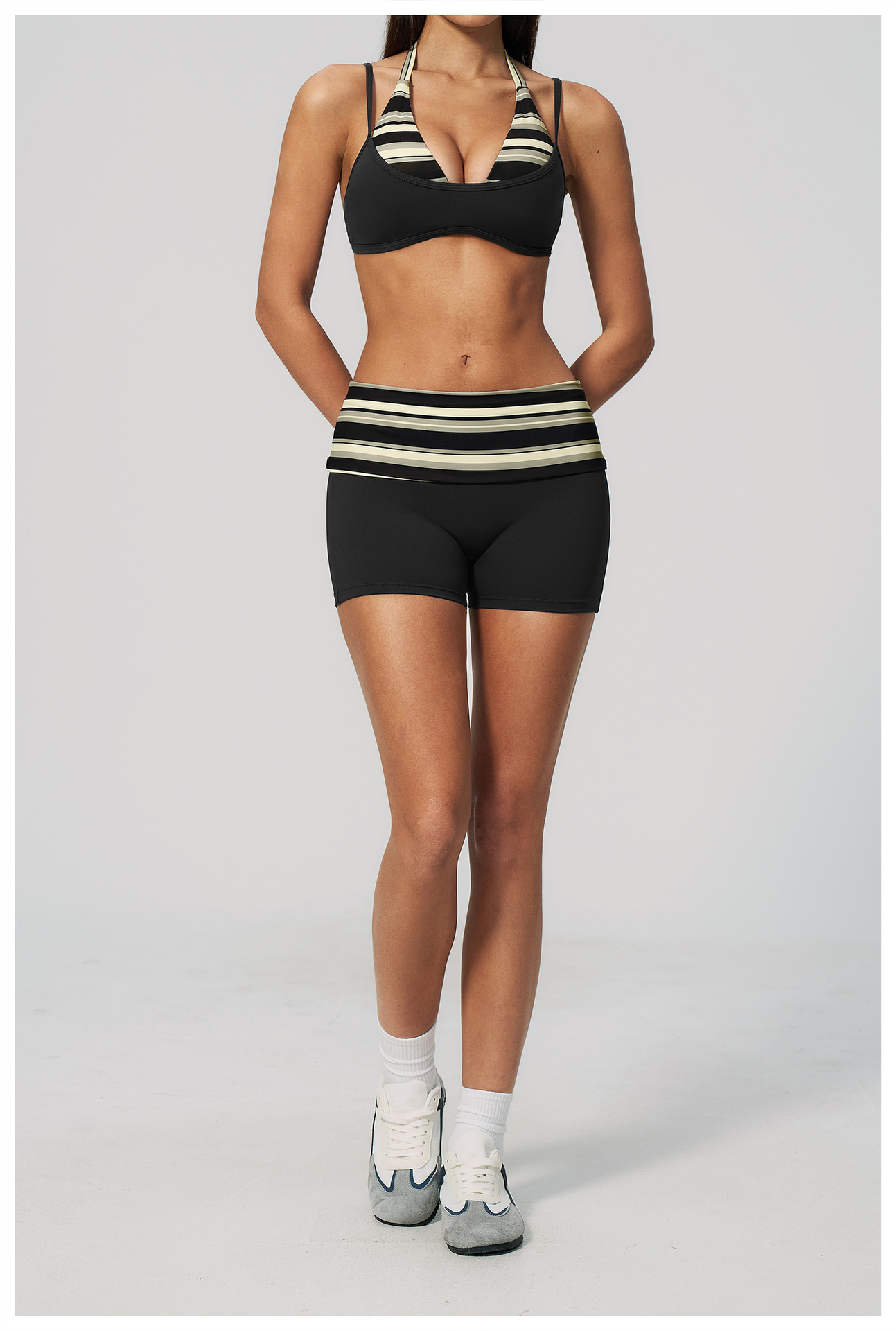 Black stripes (21).jpg