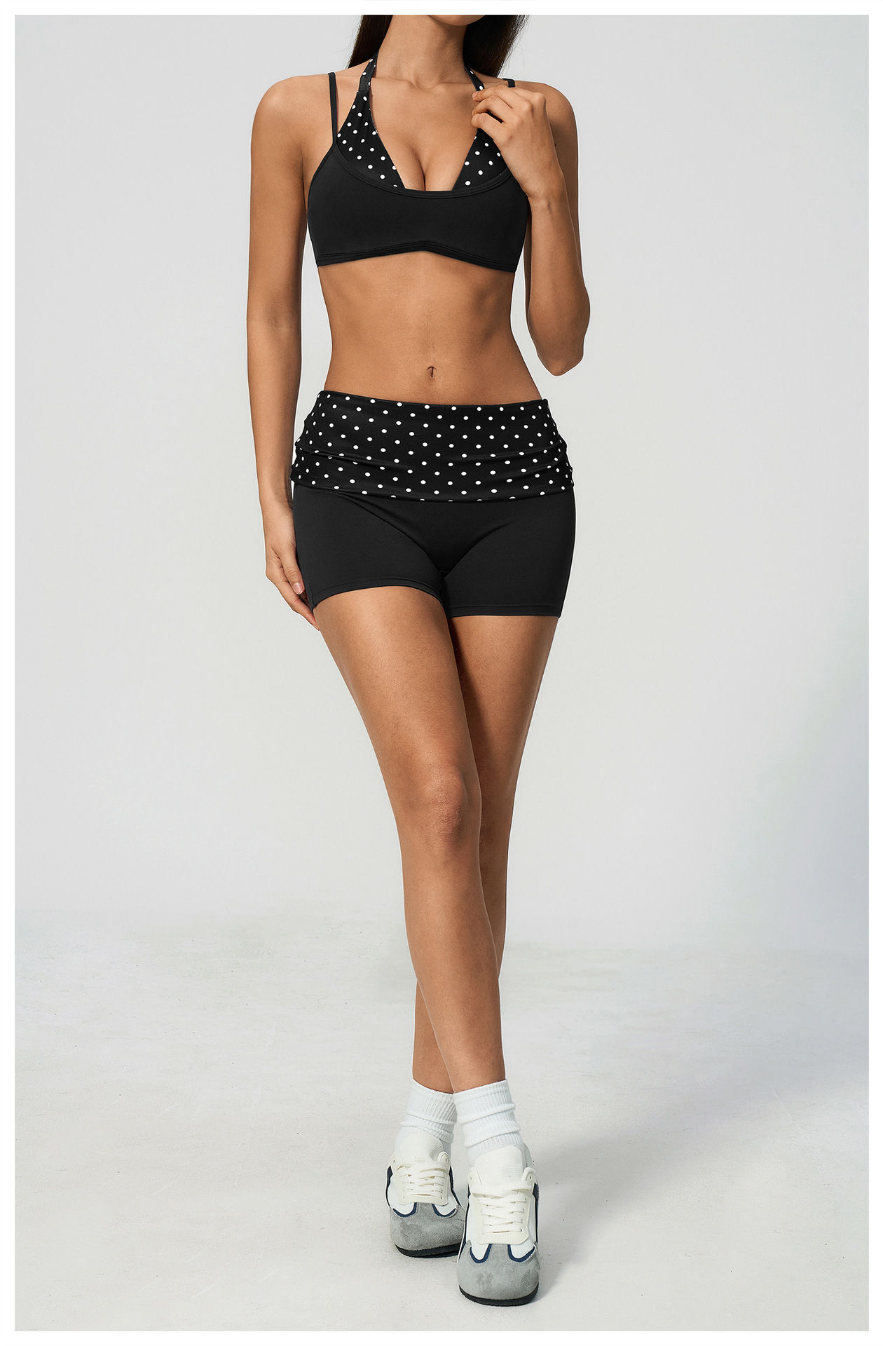 Black and white polka dots (2).jpg