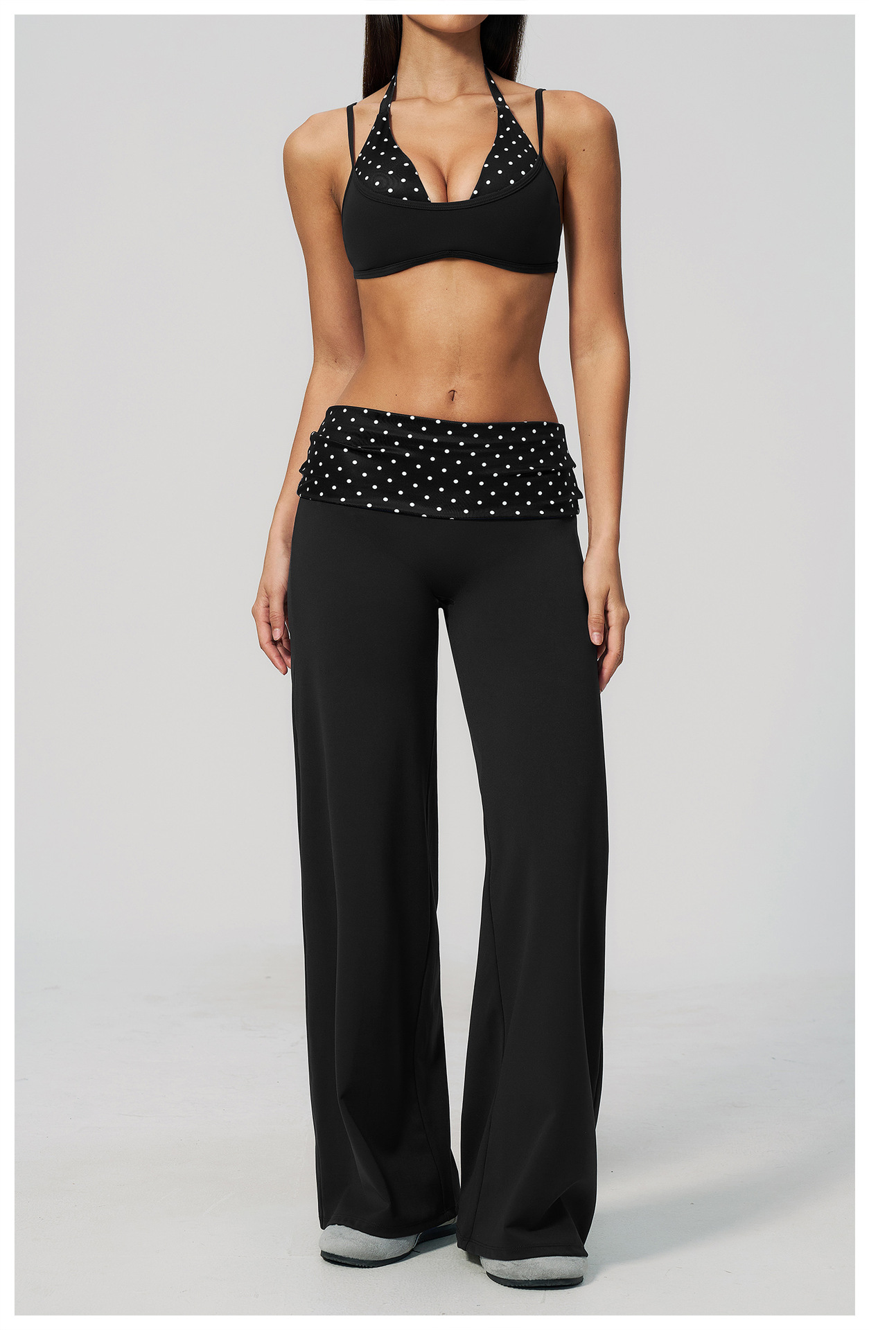 Black and white polka dots (19).jpg
