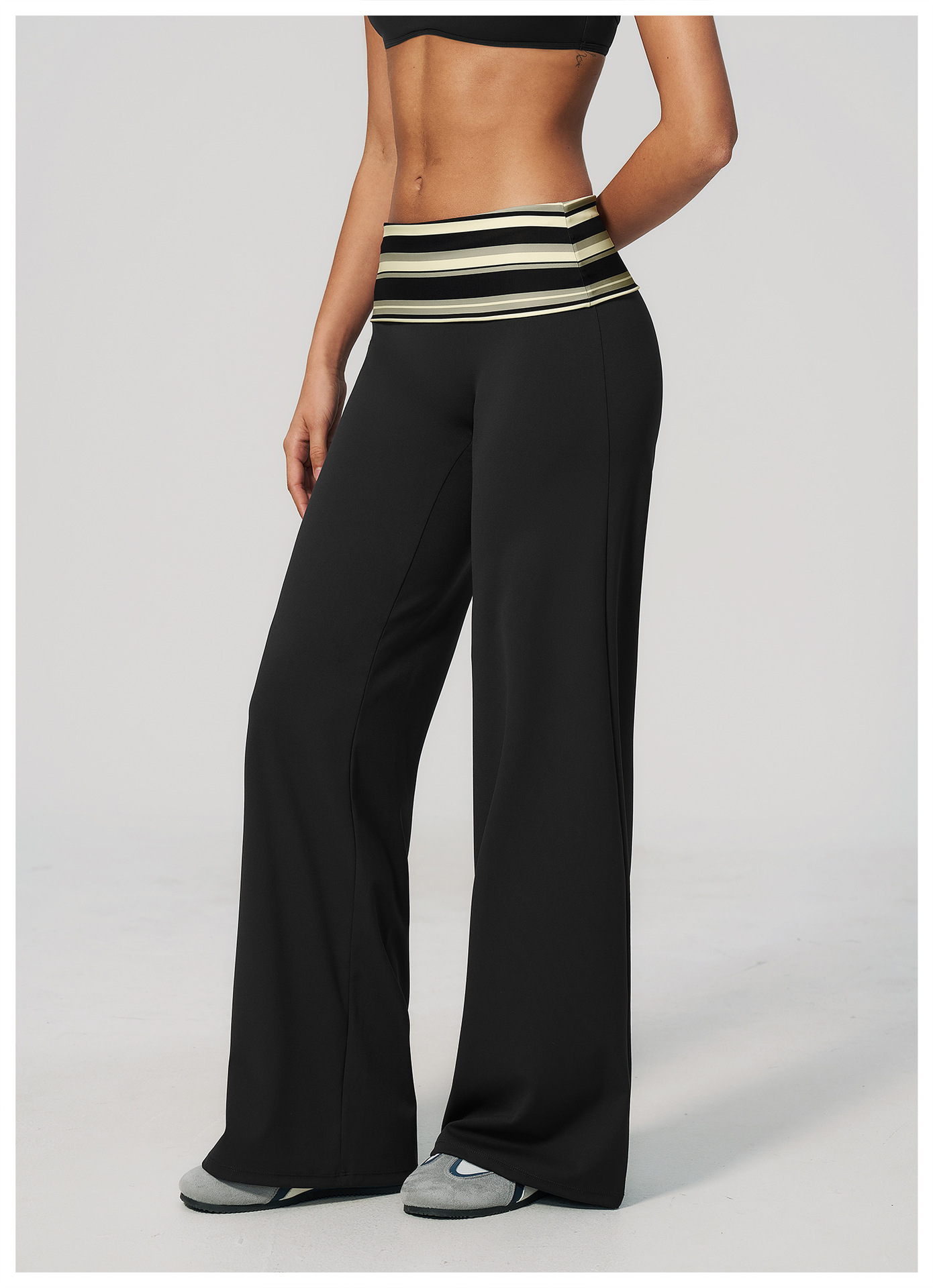 Black stripes (29).jpg