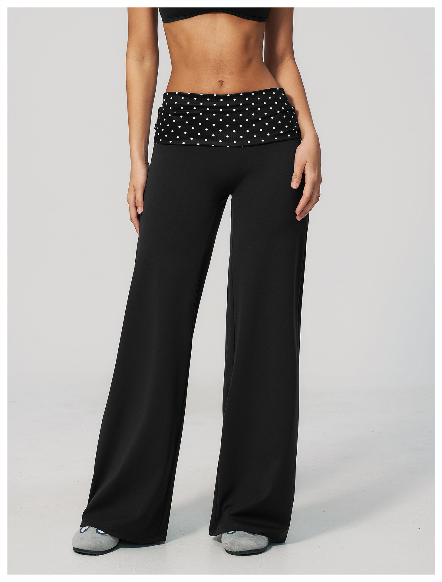 Black and white polka dots (20).jpg