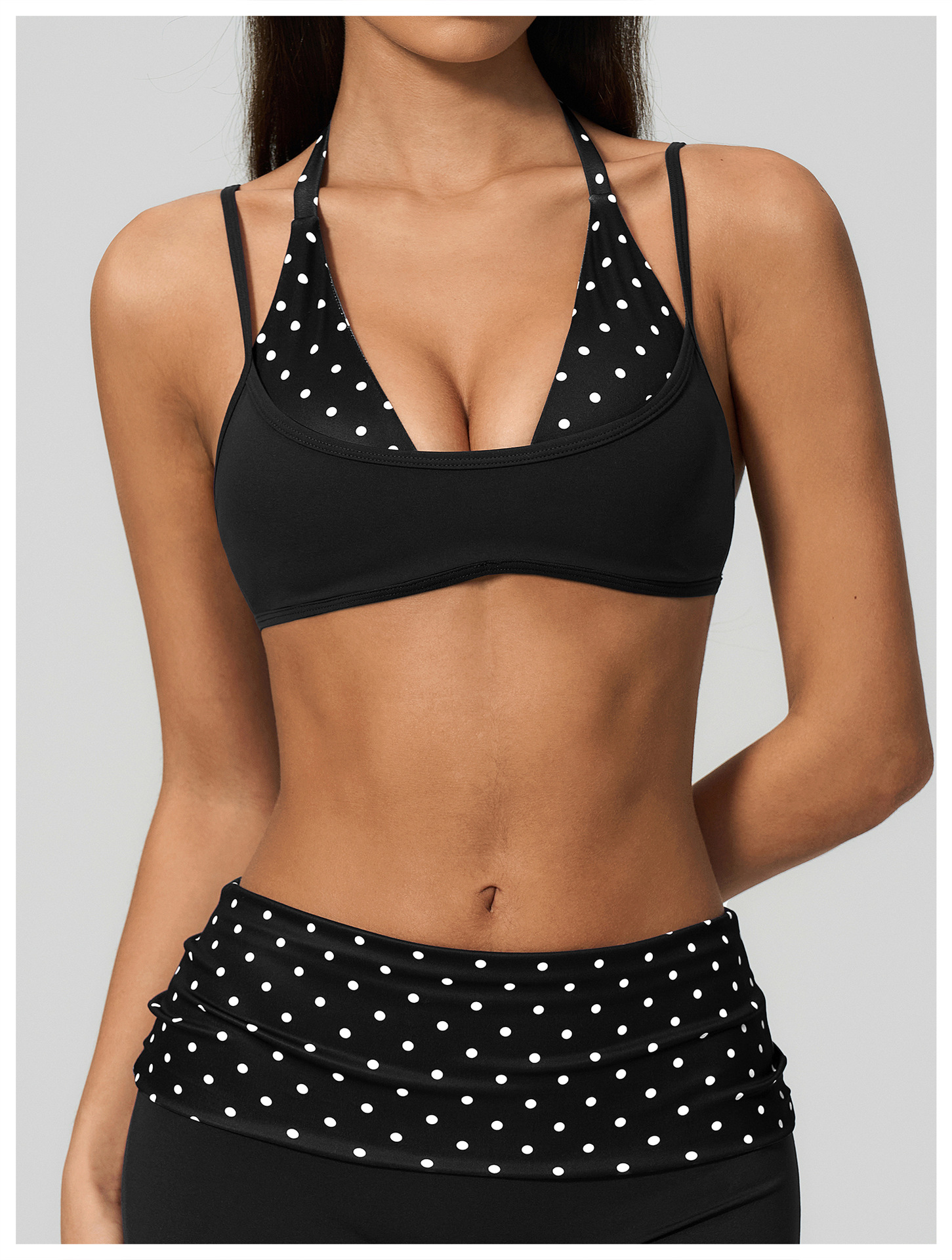 Black and white polka dots (5).jpg