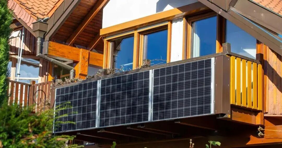 Benchmarking against the standardized 600–800W power range for balcony PV in Europe, some regions in the U.S. have superior solar irradiation conditions, resulting in a higher energy yield.