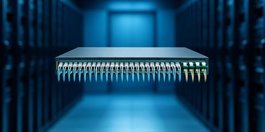 Low power 100G QSFP28 CWDM4 transceiver for Juniper dense rack deployment