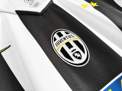 2004-05 Juventus Retro Jersey Home
