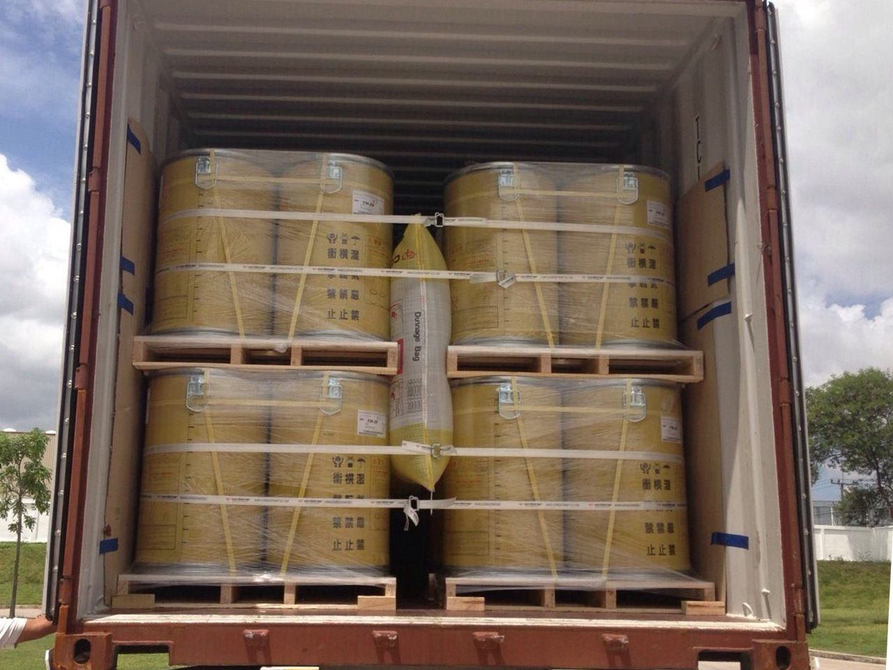 How to Prevent Cargo Damage and Stabilize Container Loads with Dunnage Bags