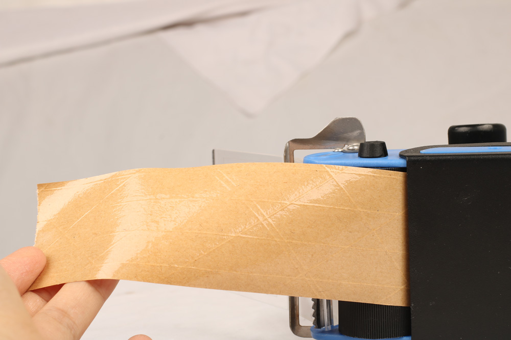 How to Use Water-Activated Tape? Try This Handheld Tape Dispenser