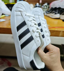 ON SALE Size 41 Adidas Skater Shoes Fashion Brand Board Shoes PQ348