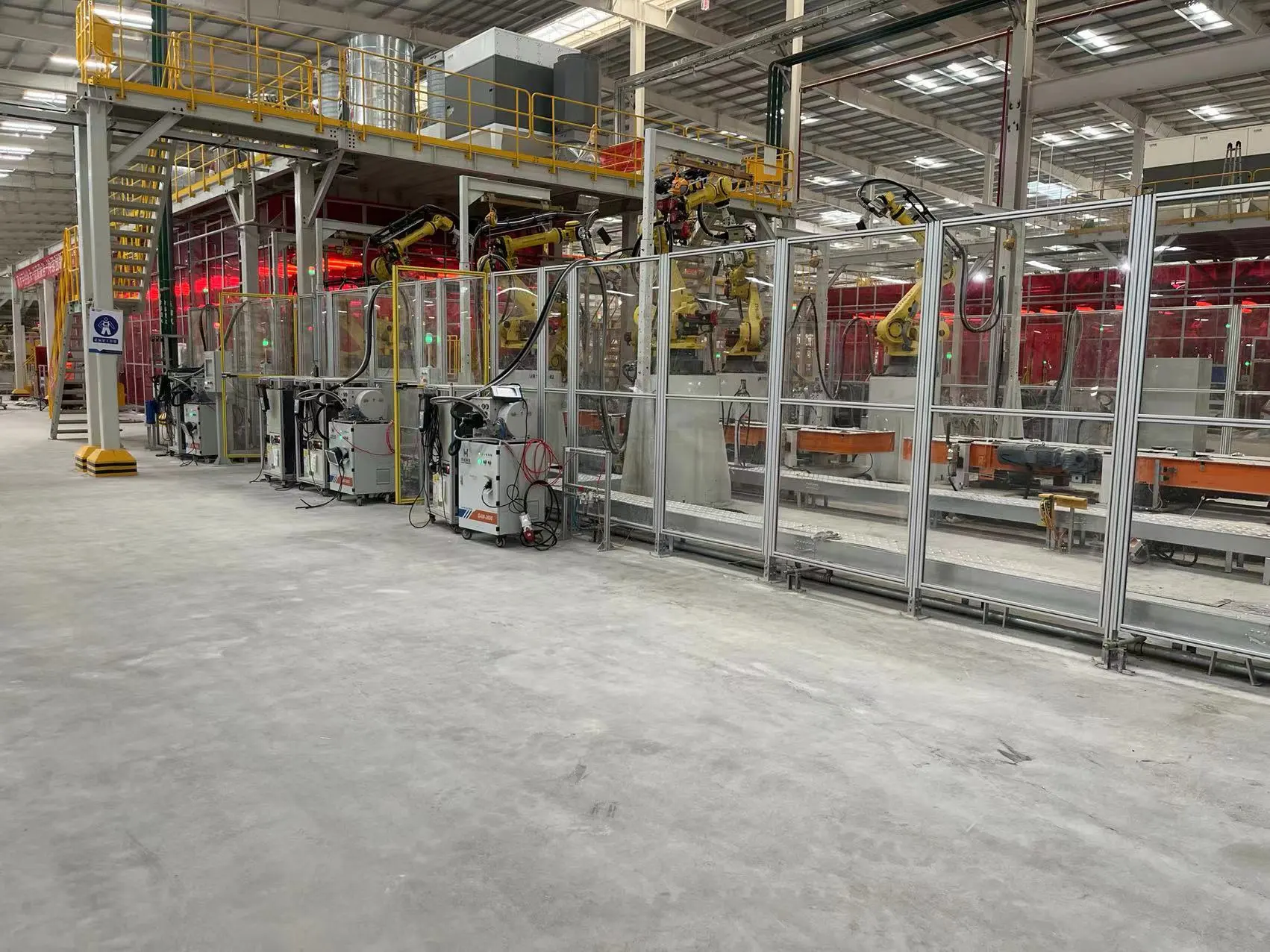 Extended Safety Fence for Production Line Perimeter