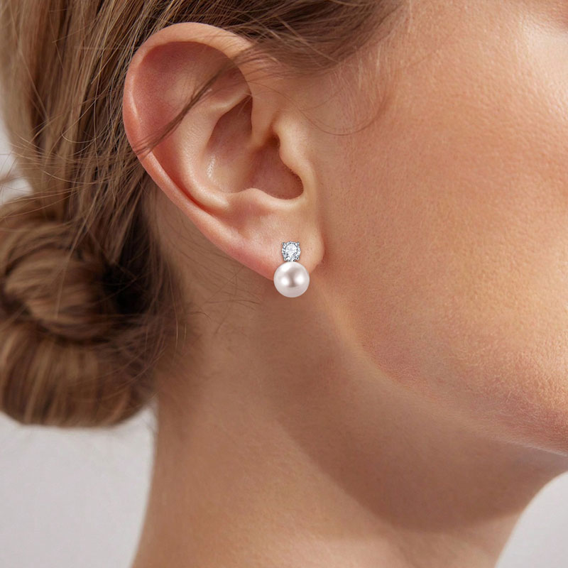 Freshwater pearl stud earring with zircon center and pearl drop