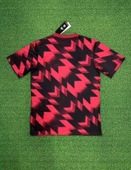 25-26 Manchester United Red and Black Training Uniform