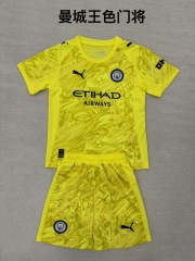 25-26 Manchester City Yellow Goalkeeper Kids+Adult Set