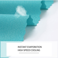 Cooling Towel With Silicone Storage Bag