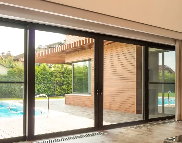 Aluminum extrusion side pressure sliding door.