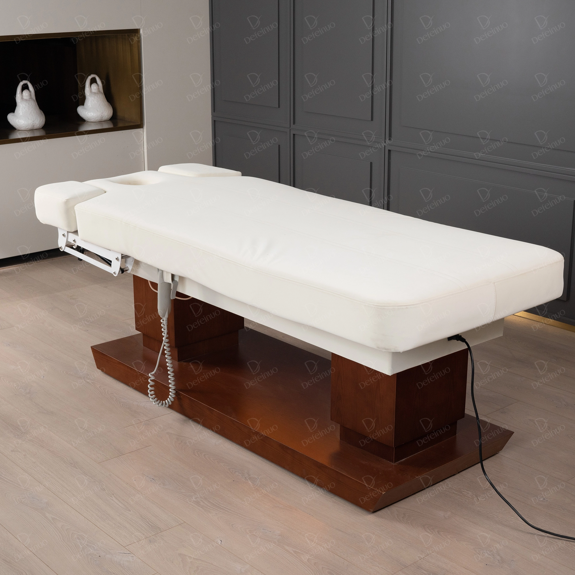 DN0012 beauty bed image for choosing between beauty bed, massage table and massage couch terms