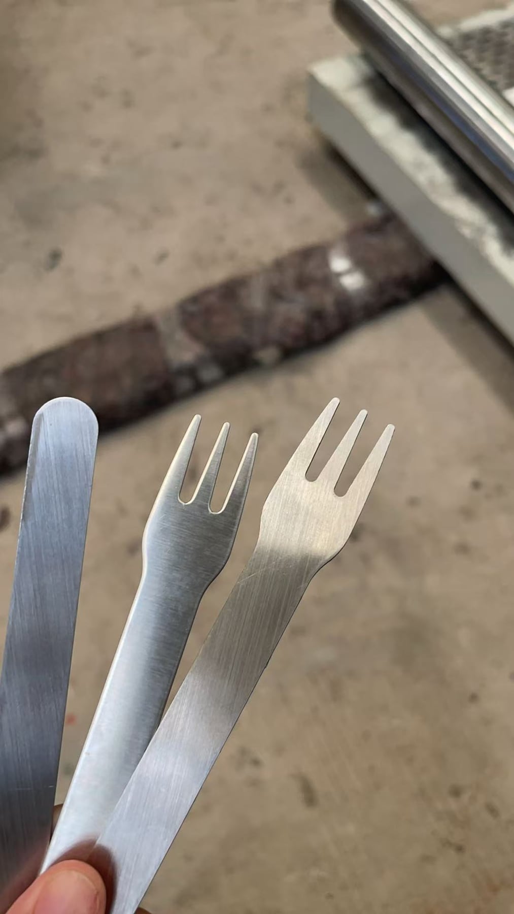 Cutlery-shaped finishing samples — Cutlery-shaped finishing samples