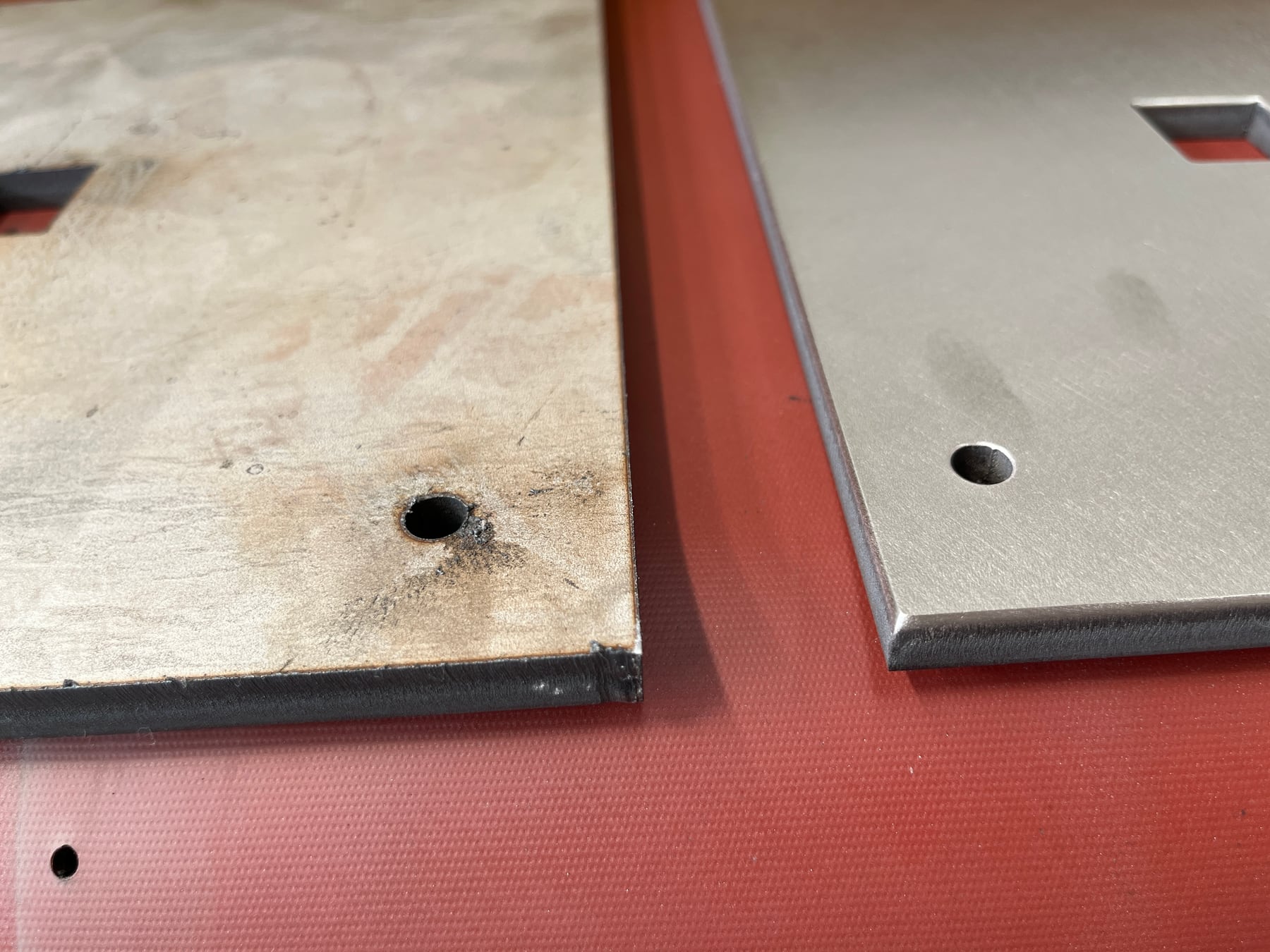 Plate opening and contour details — Overall view of the plate sample set