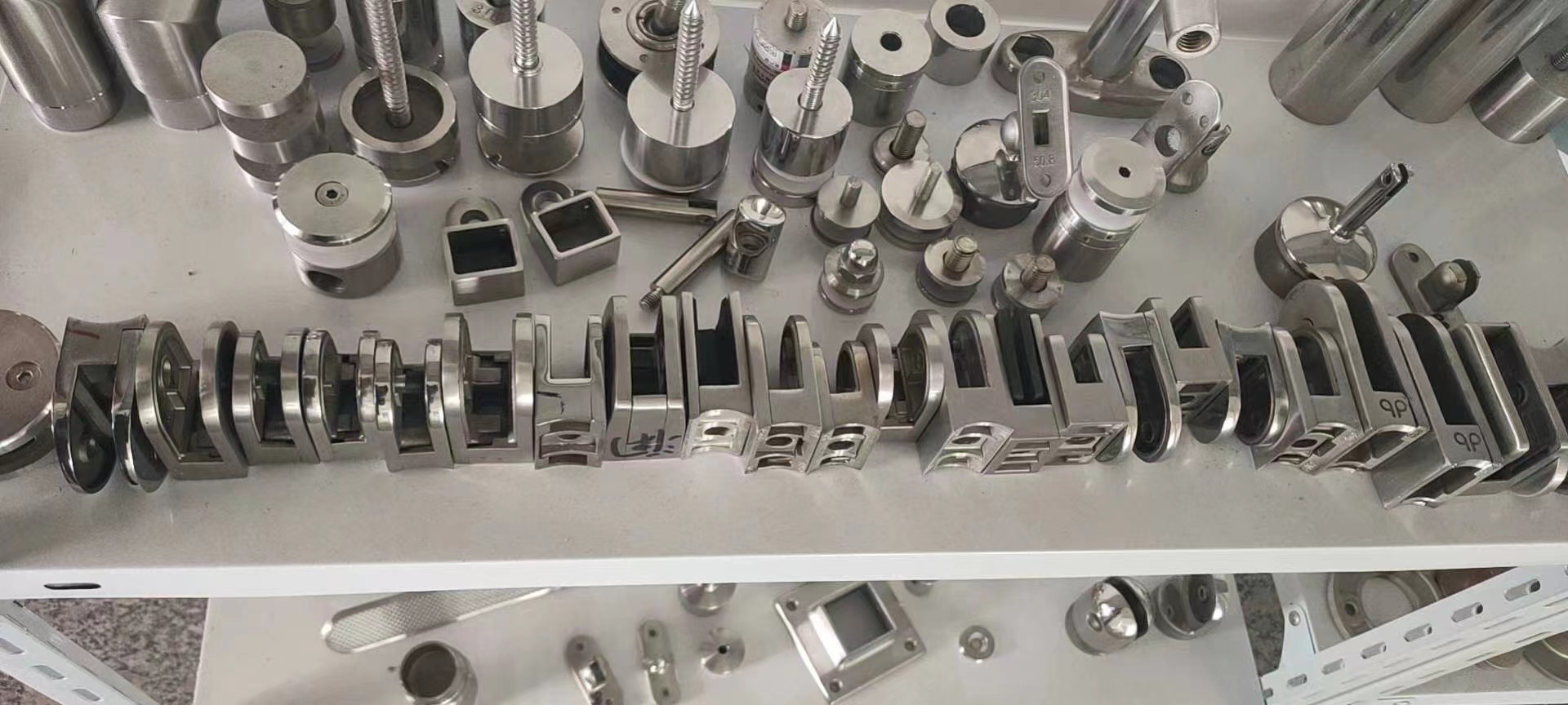 Glass Clamp Available Stainless Steel