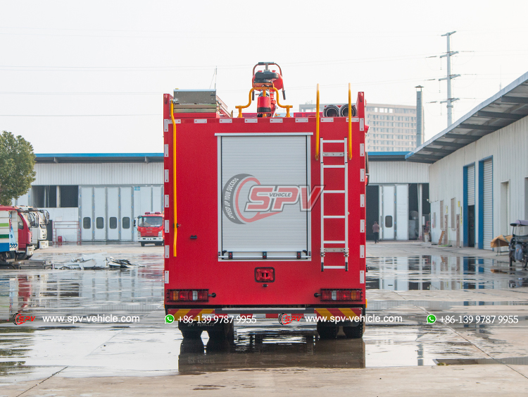 8,000 Litres Fire Fighting Truck To Congo - Rear