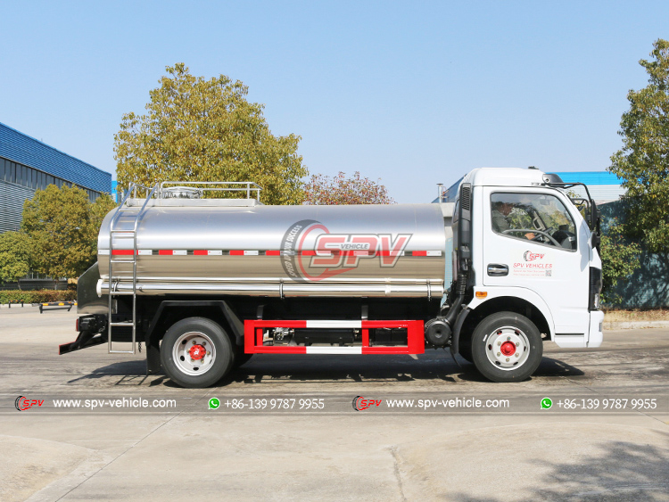 DONGFENG Light-duty Stainless Steel Milk Transport Truck-Right Side