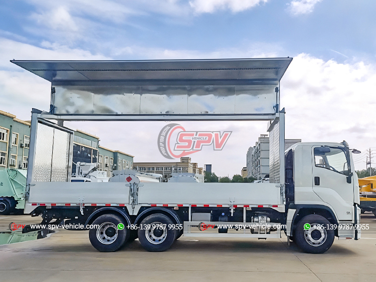 ISUZU 10 Wheels Dropside Van Truck - Right