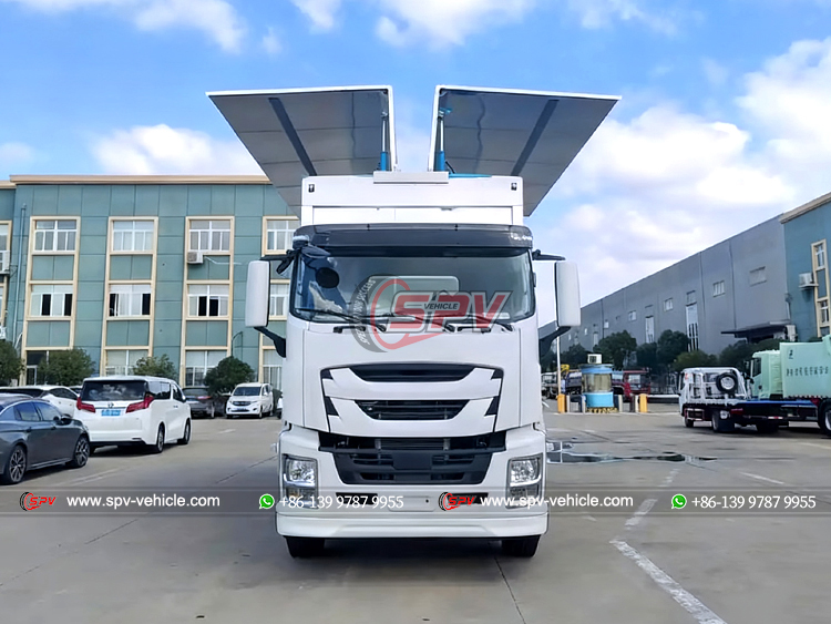 ISUZUGIGA Double - wing Truck - Front