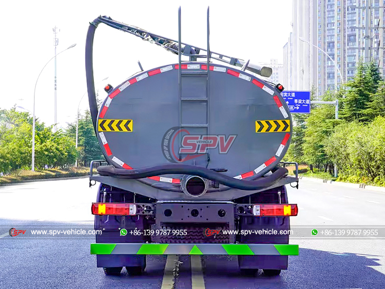 FOTON Cesspool Disposal Truck - Rear