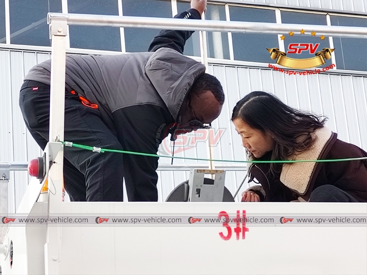 Clients Inspection SINOTRUK 20,000 Litres Fuel Bowser Truck