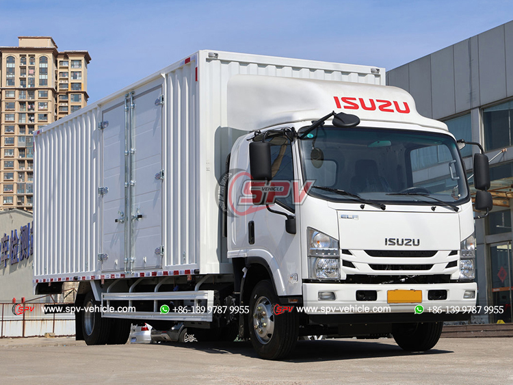 ISUZU NPR Goods Van Truck - Front Right