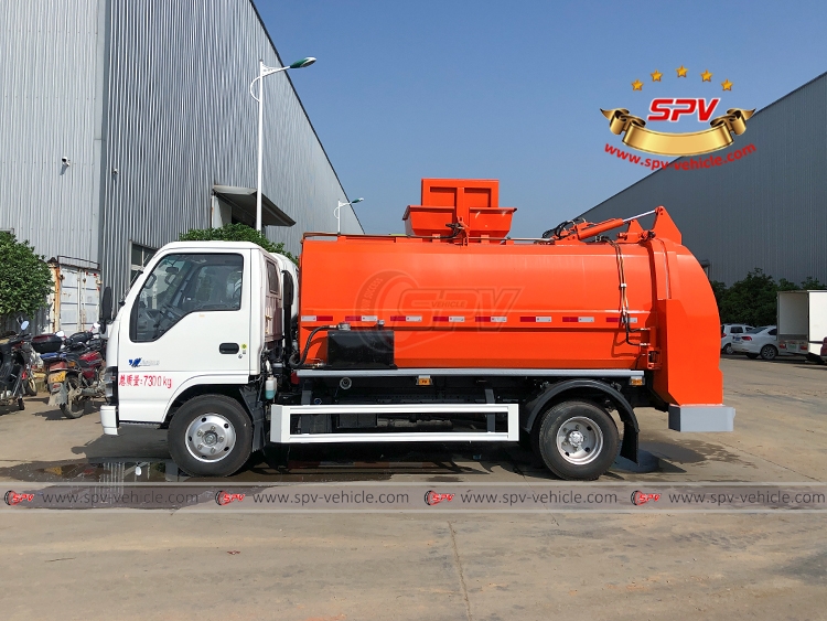 ISUZU Food Waste Collection Truck - Left