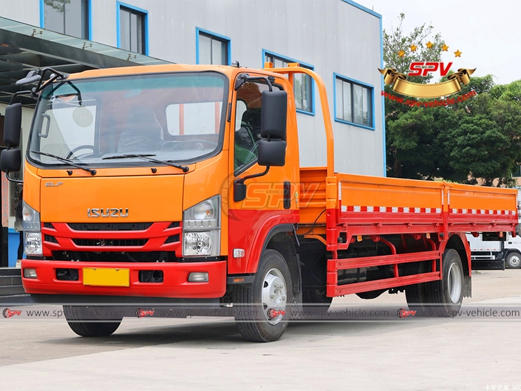 ISUZU 4X2 Cargo Truck - Left Front