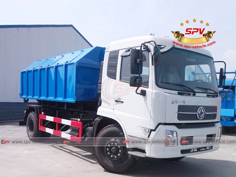 DONGFENG 12 CBM Hook Loader Trash Truck - Right Front