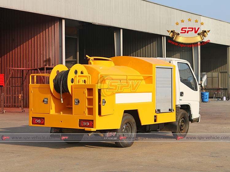 JMC 2,000 Litres Drain Cleaning Truck - Rear Right