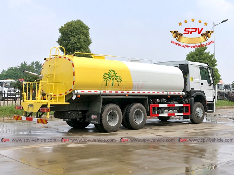20,000 Litres Landscape Sprinkler Truck SINOTRUK - Rear Right