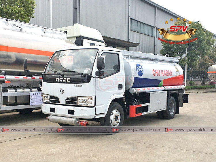 DONGFENG 5,000 Litres Fuel Dispensing Truck - Front Left