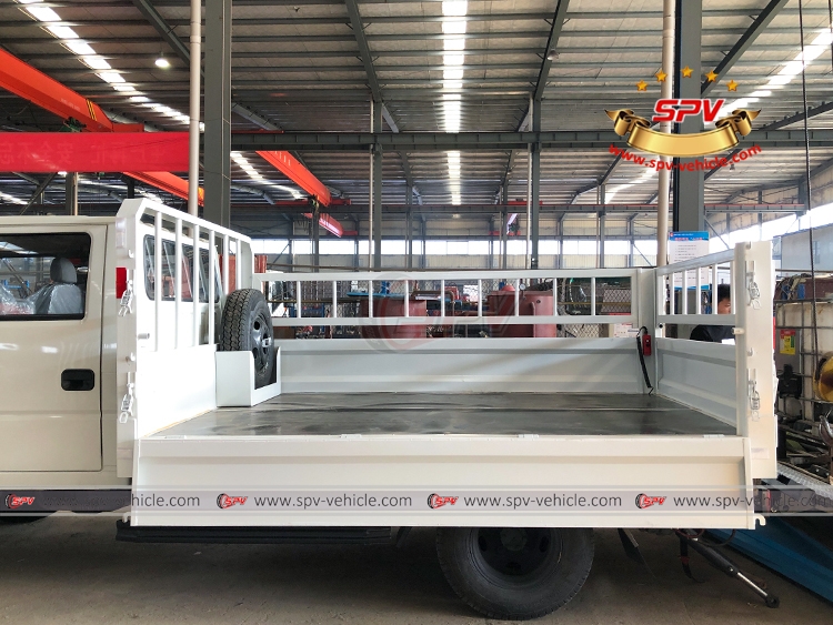 2 Ton Fixed Stake Truck JMC - Removable Side Walls