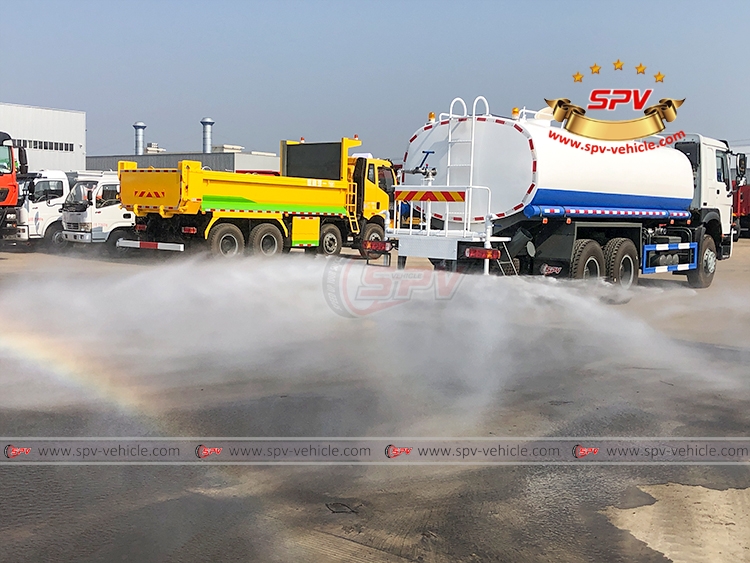 20,000 Litres Road Spraying Truck Sinotruk - Rear Spraying